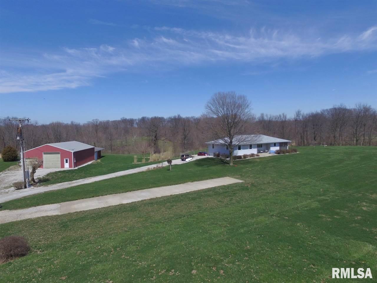 18724 Red Shale Hill Road Pekin, IL 61554 - Photo 3 of 35 Gallery Image 3