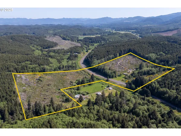 $469,000 | 16915 Highway 101, Tillamook, OR 97141