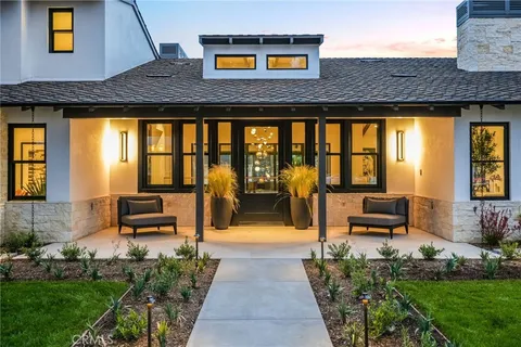 $32,000 | 427 Santa Ana Avenue, Newport Beach, CA 92663