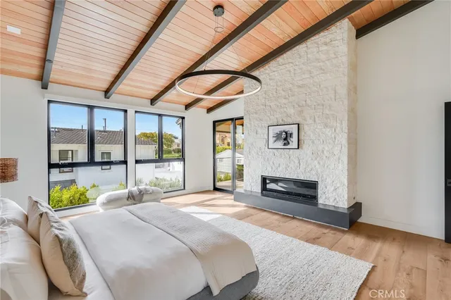 $32,000 | 427 Santa Ana Avenue, Newport Beach, CA 92663