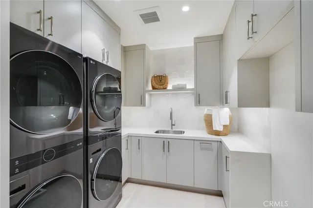 $32,000 | 427 Santa Ana Avenue, Newport Beach, CA 92663