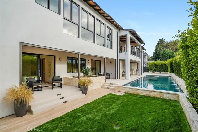 $32,000 | 427 Santa Ana Avenue, Newport Beach, CA 92663