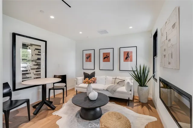 $32,000 | 427 Santa Ana Avenue, Newport Beach, CA 92663