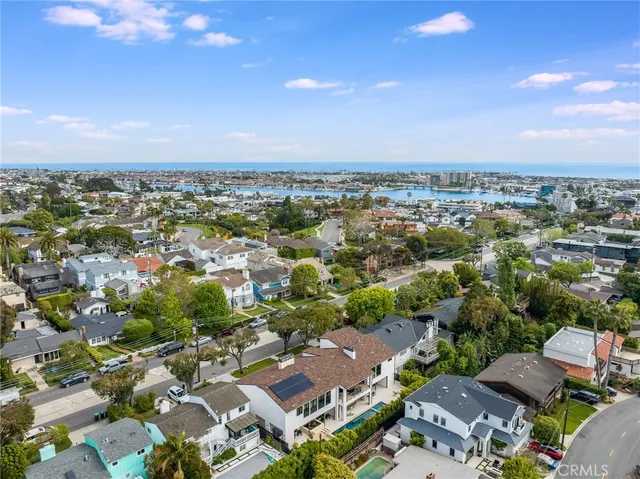 $32,000 | 427 Santa Ana Avenue, Newport Beach, CA 92663