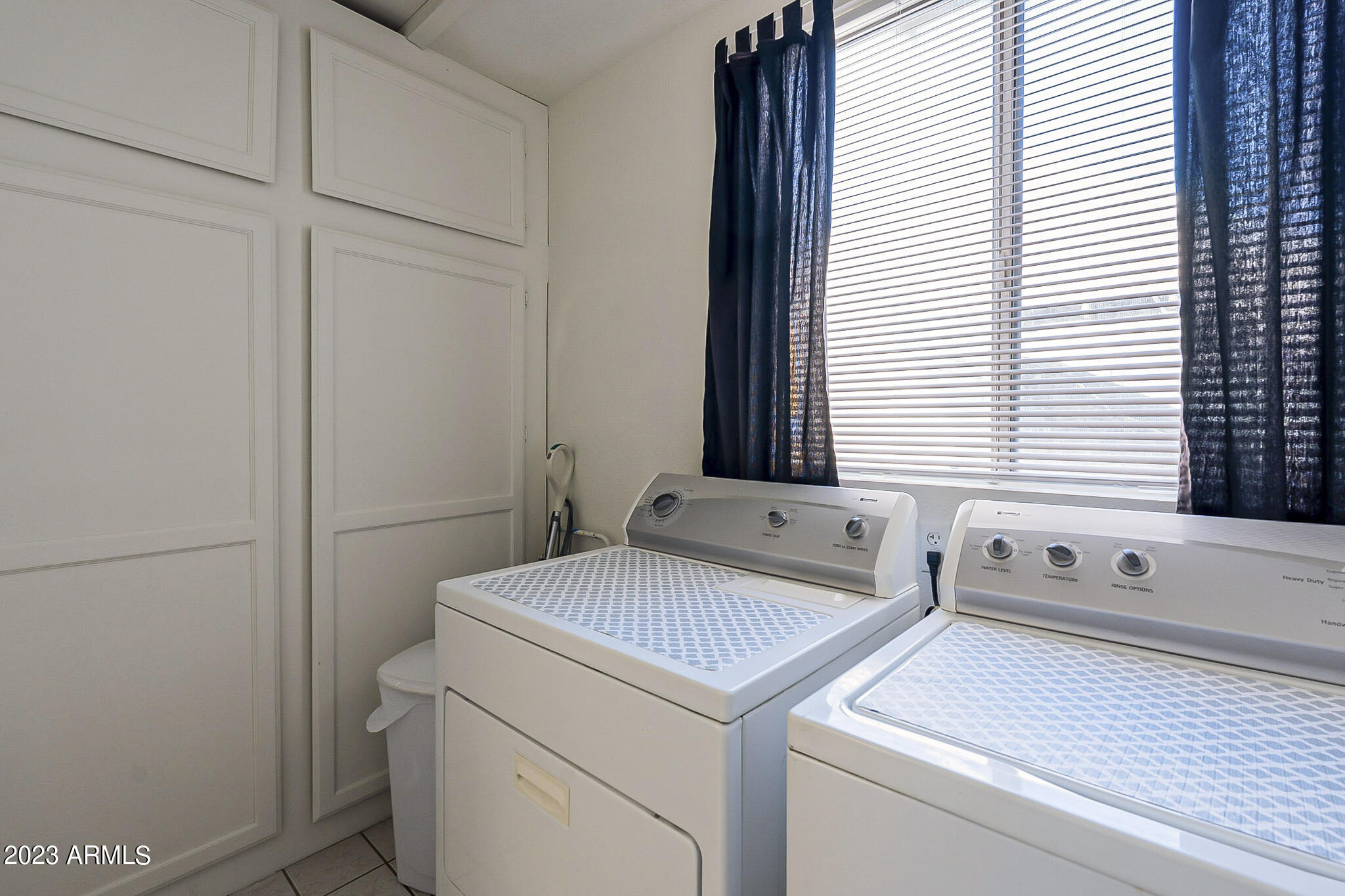1207 East Utopia Road Phoenix, AZ 85024 - Photo 17 of 30 Laundry Room Storage
