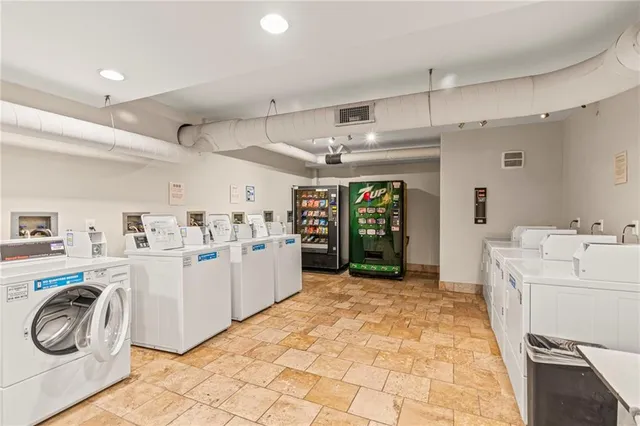 $180,000 | 700 East 8th Street, Unit 4A, Kansas City, MO 64106