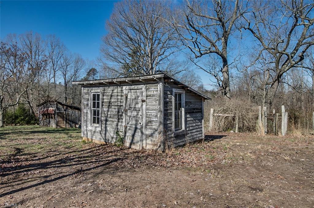 558 B B Teague Road Staley, NC 27355 - Photo 6 of 30 Gallery Image 6