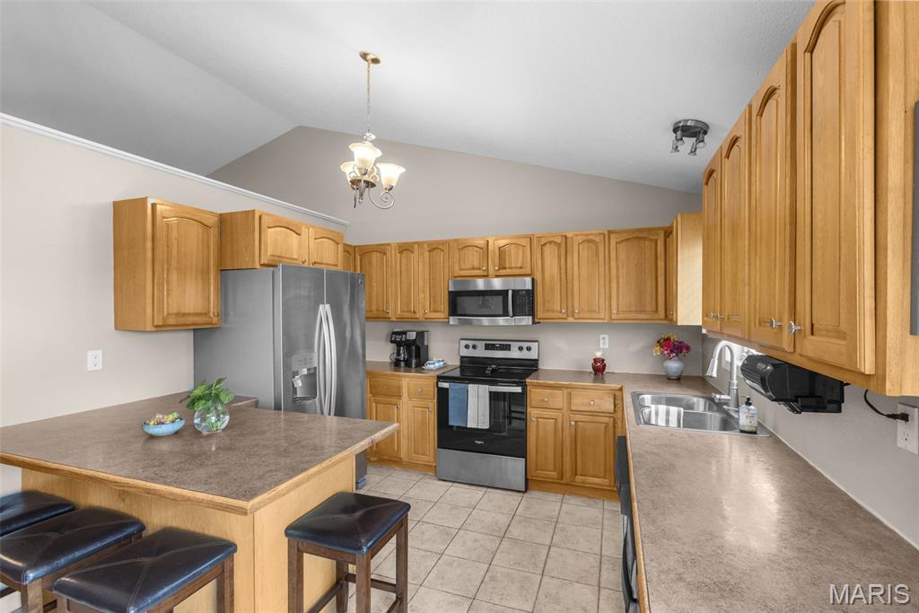 385 Spring Hill Road Jackson, MO 63755 - Photo 8 of 38 Gallery Image 8