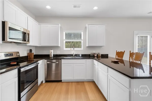 $384,900 | 1153 Waybridge Way, Richmond Hill, GA 31324