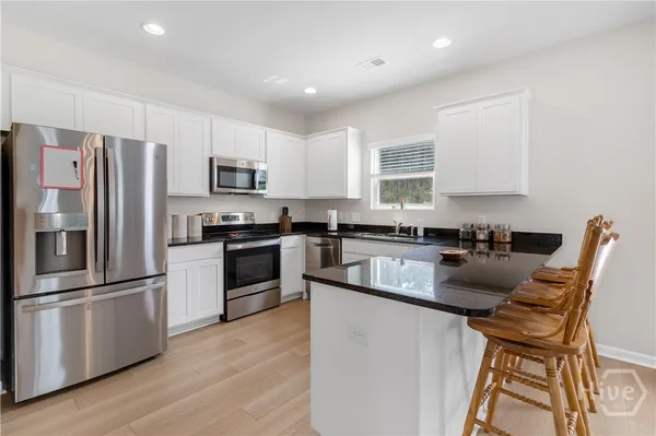 $384,900 | 1153 Waybridge Way, Richmond Hill, GA 31324