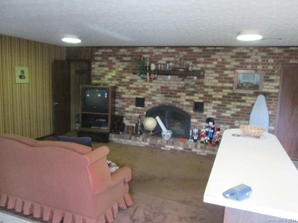 2212 Mauney Road Bessemer City, NC 28016 - Photo 6 of 13 Gallery Image 6