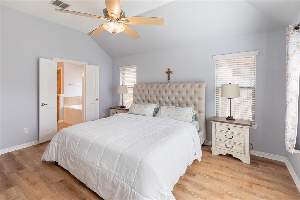 3940 Hollow Lake Road Fort Worth, TX 76262 - Photo 10 of 21