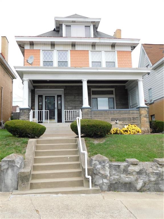 a view of a white building