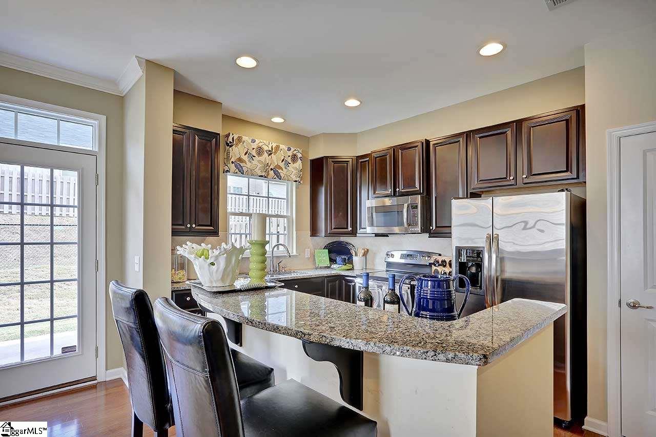 311 Christiane Way Greenville, SC 29607 - Photo 11 of 31 Gallery Image 11