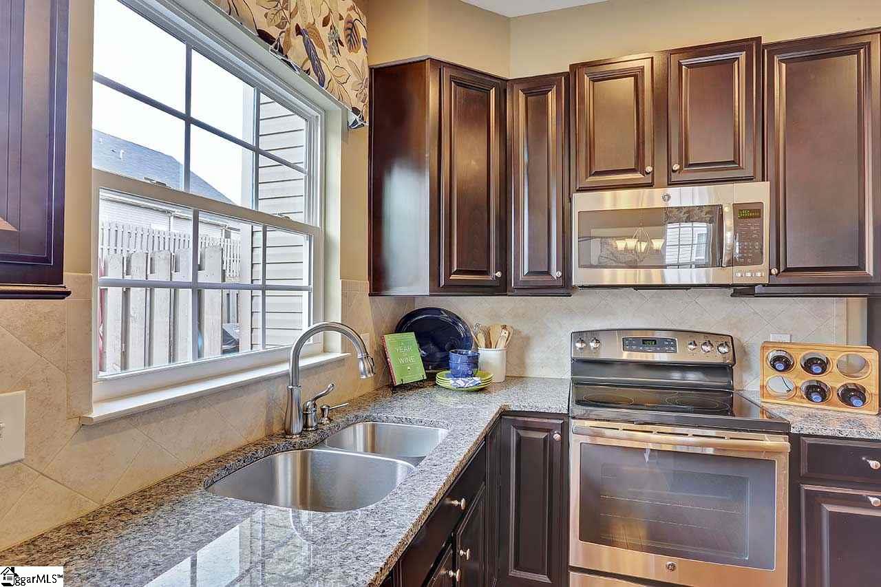 311 Christiane Way Greenville, SC 29607 - Photo 13 of 31 Gallery Image 13