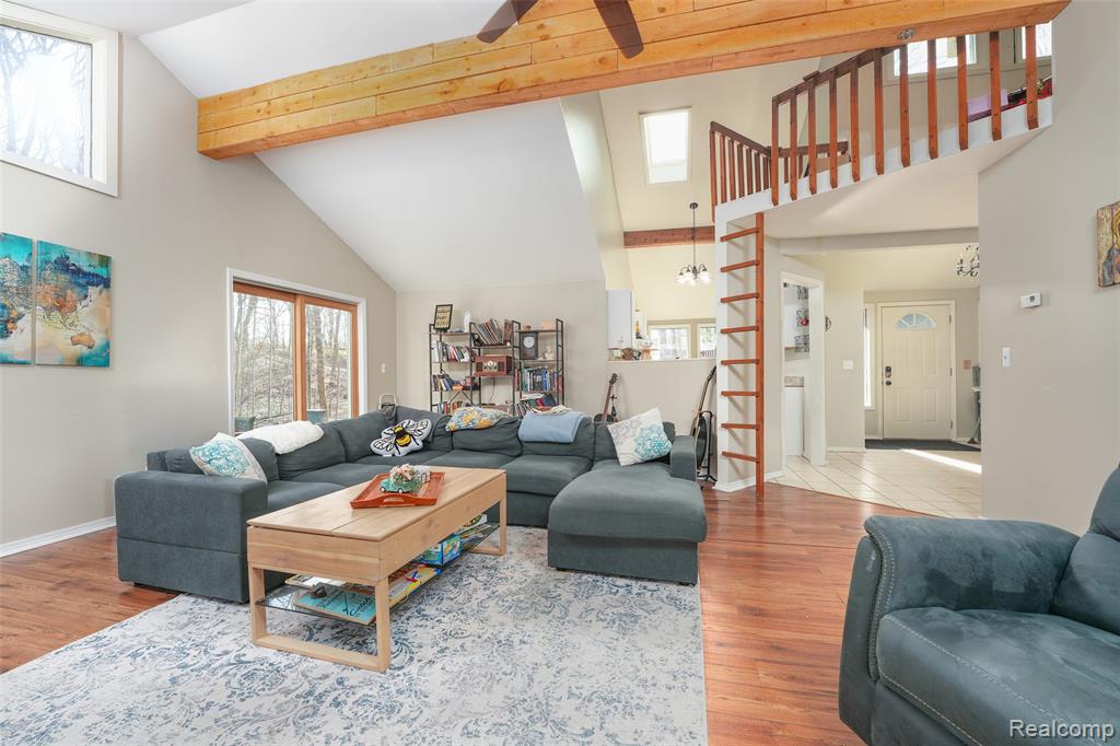 9820 Oakhurst Road Holly, MI 48442 - Photo 4 of 16