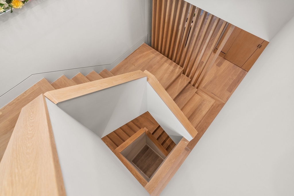 20 Old Farm Road Newton, MA 02459 - Photo 20 of 39 unknown