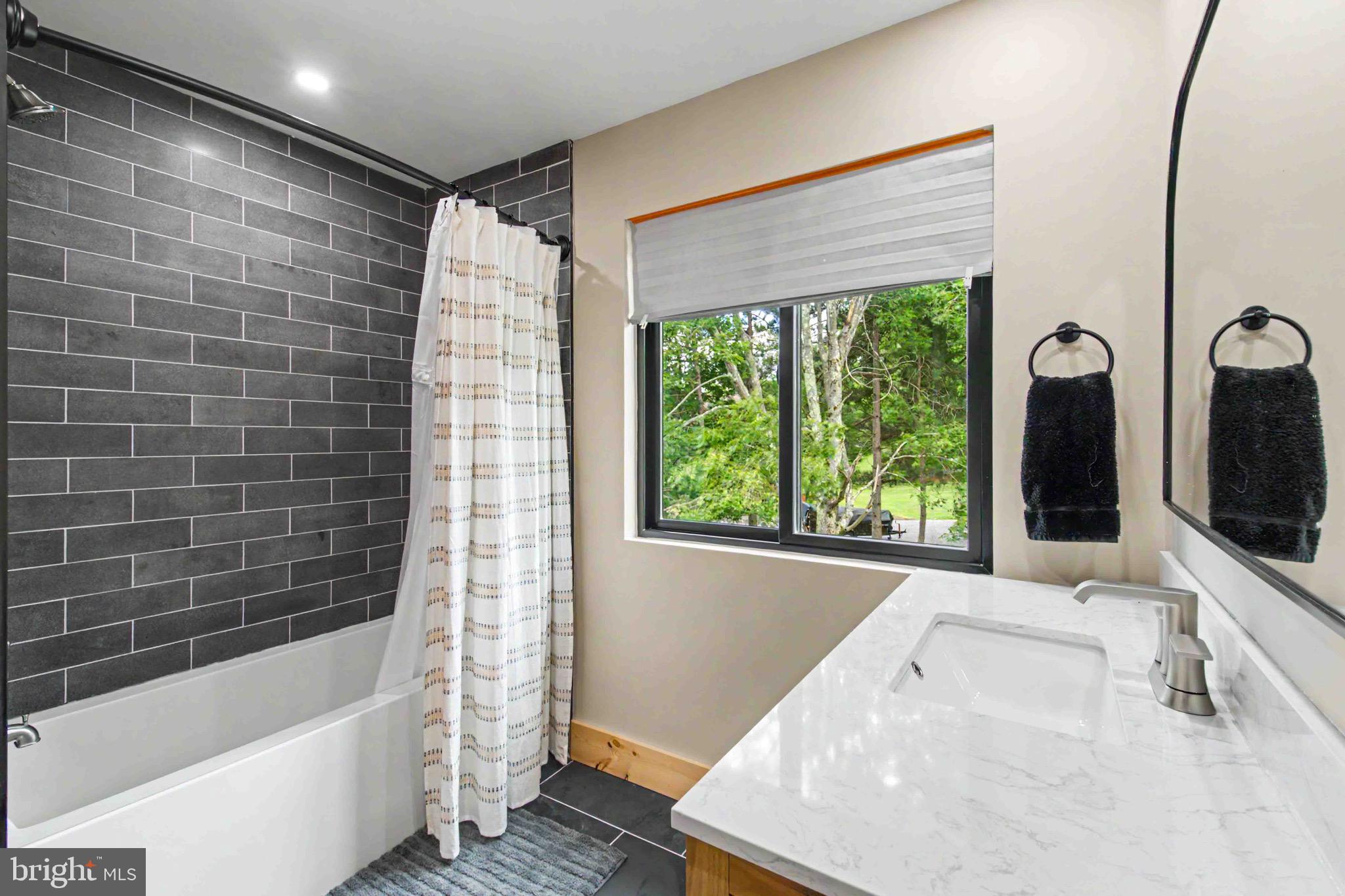 180 Paradise Ridge Road Oakland, MD 21550 - Photo 26 of 52 Gallery Image 26