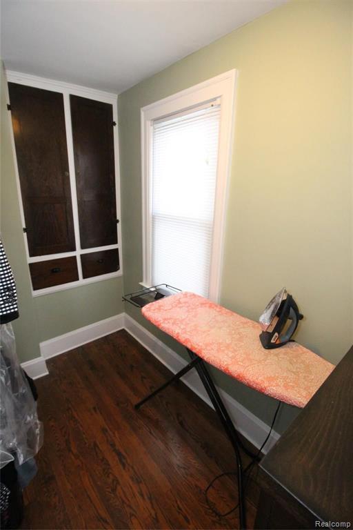 1376 Bedford Road Grosse Pointe Park, MI 48230 - Photo 29 of 49
