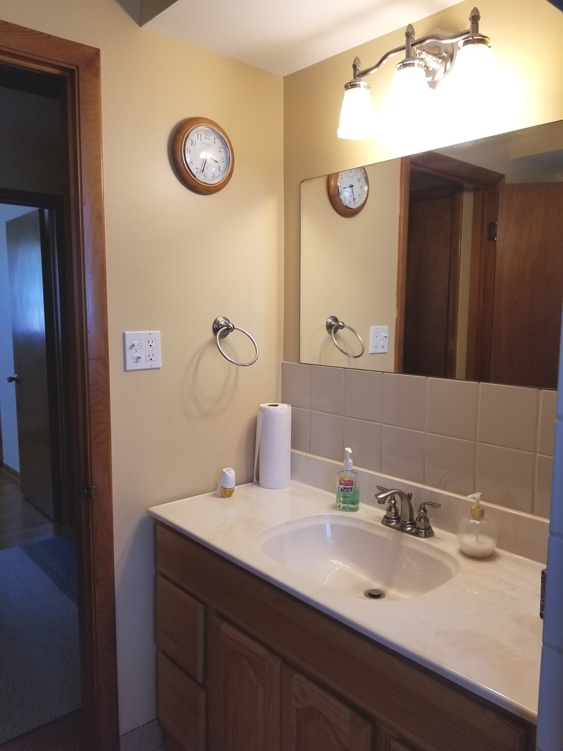 6440 Fireside Drive Chicago Ridge, IL 60415 - Photo 14 of 27