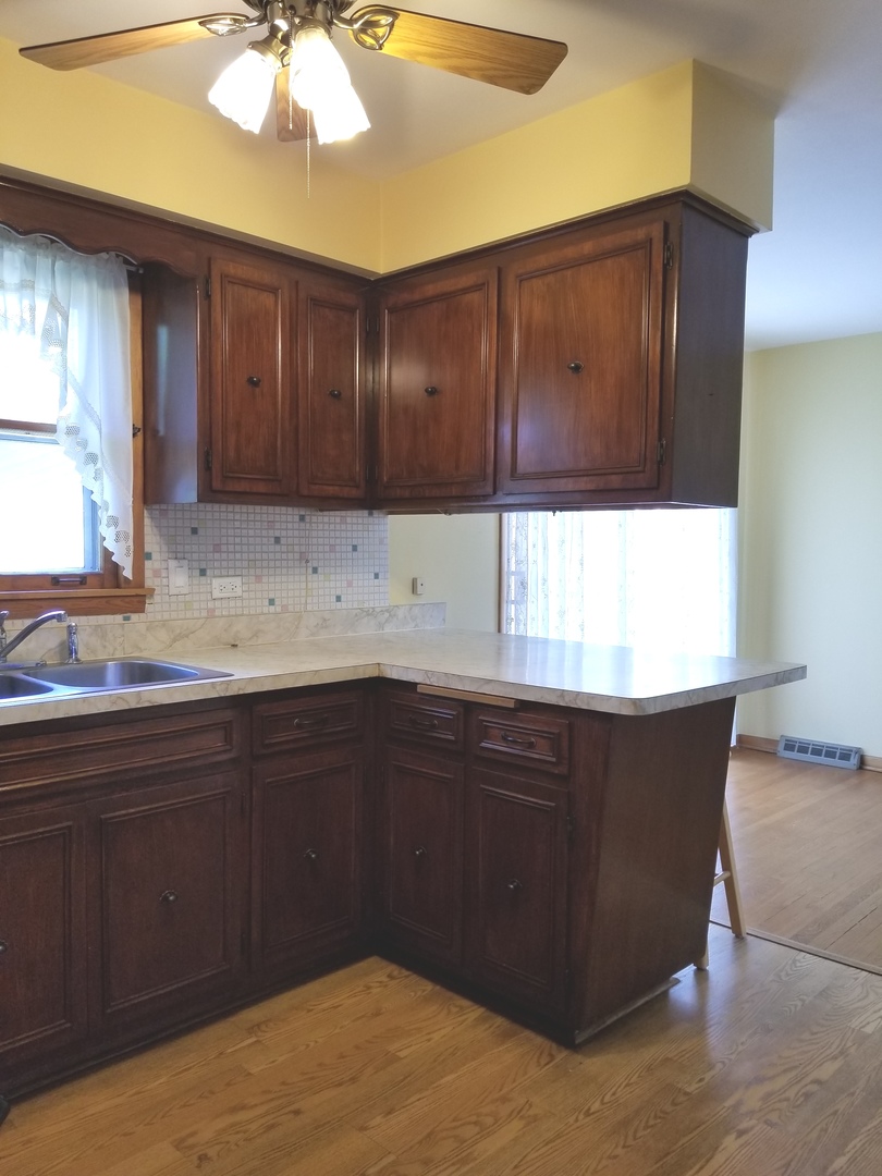6440 Fireside Drive Chicago Ridge, IL 60415 - Photo 6 of 27