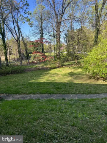 $5,300,000 | 1060 Harvey Road, McLean, VA 22101