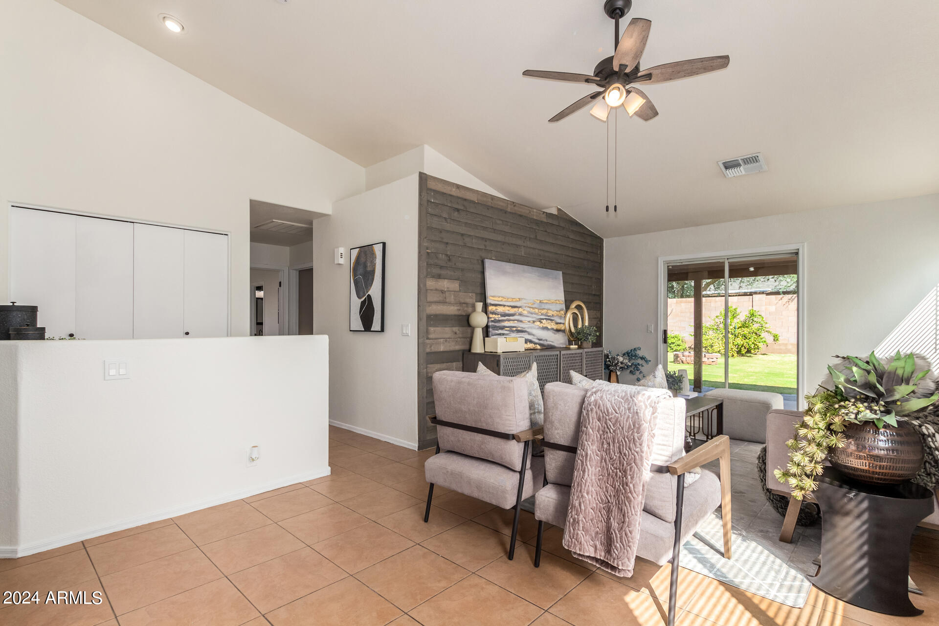 8342 West Monte Vista Road Phoenix, AZ 85037 - Photo 4 of 37 11 - Monte Vista