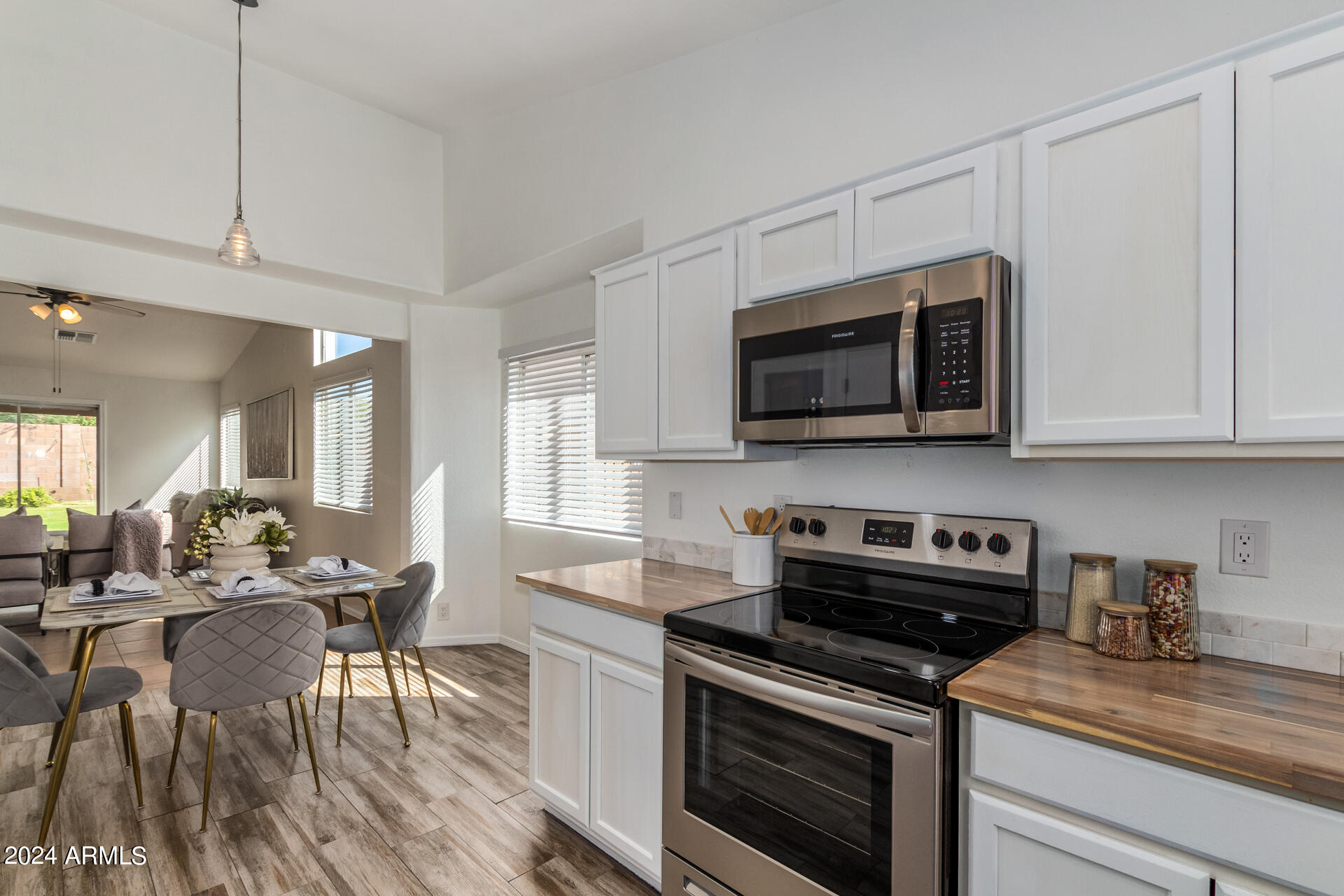 8342 West Monte Vista Road Phoenix, AZ 85037 - Photo 8 of 37 16 - Monte Vista