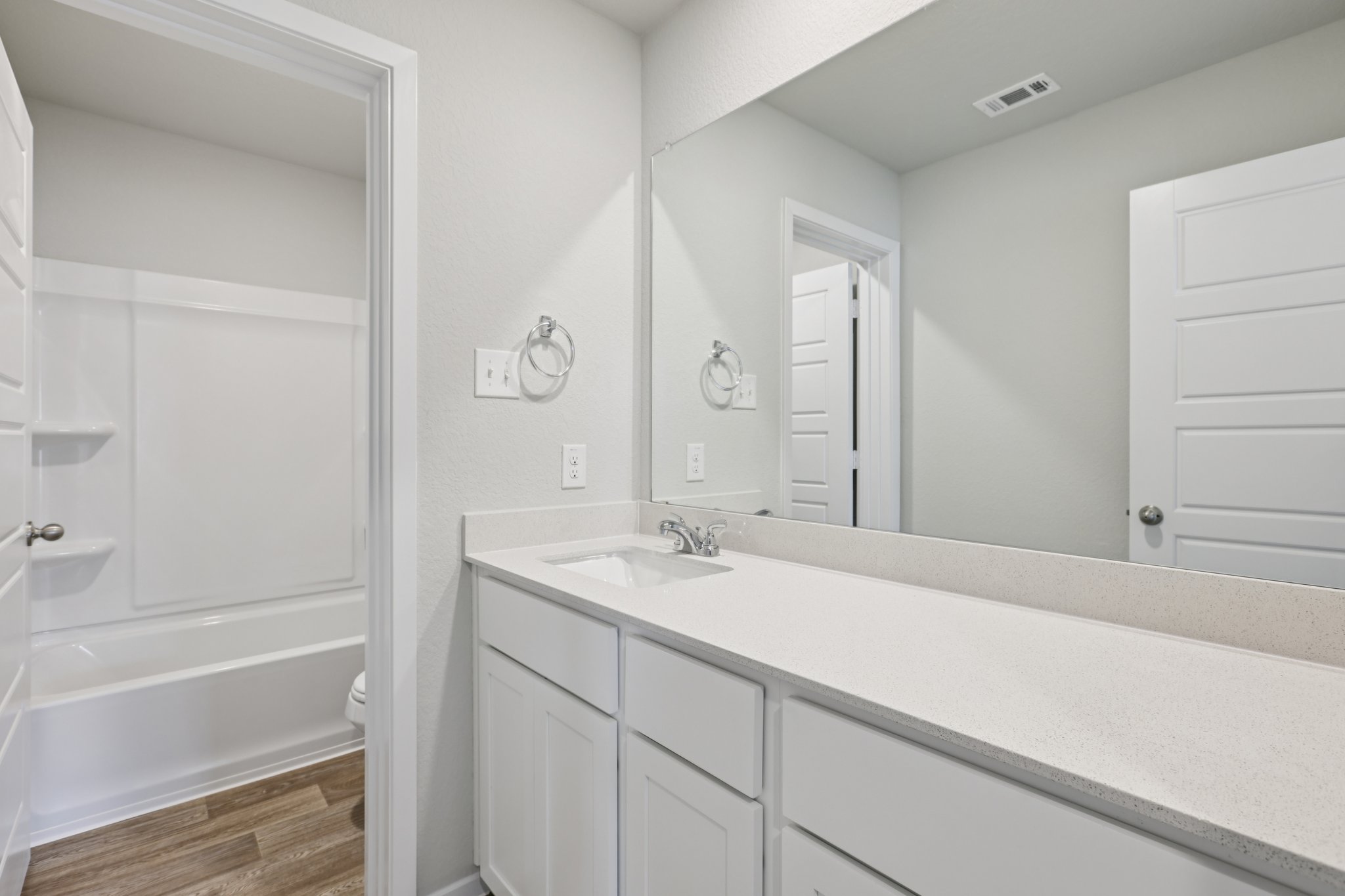 297 Jade Street Maxwell, TX 78656 - Photo 31 of 40 a bathroom with a sink and a bathtub