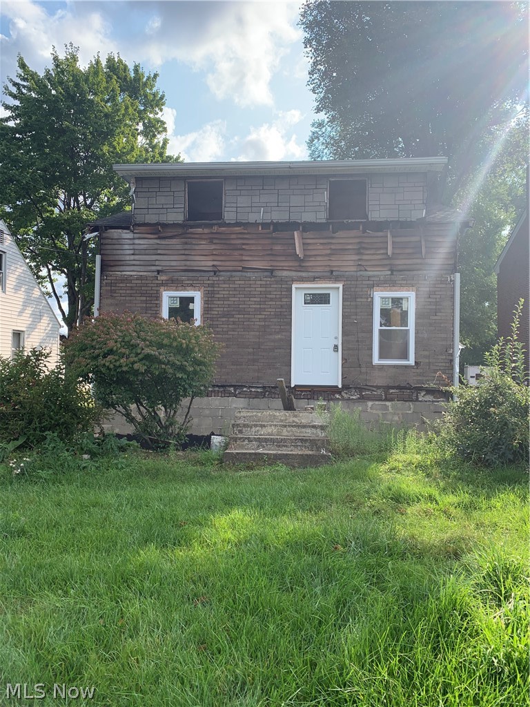 1439 Lander Road Cleveland, OH 44124 - Photo 1 of 20