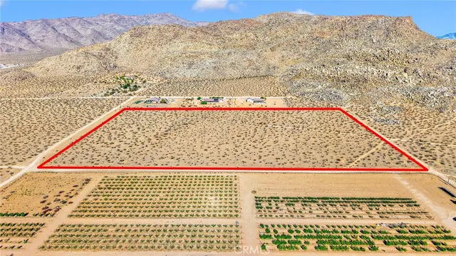 a view of a black and white photo