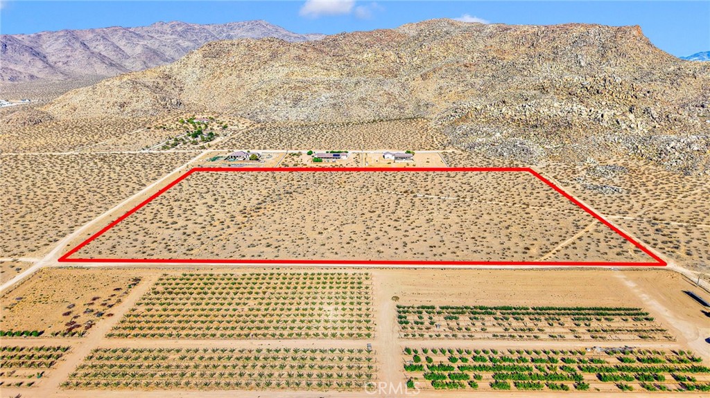 a view of a black and white photo