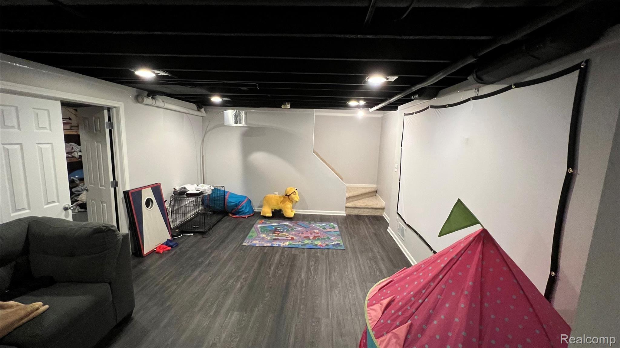 176 Harvard Street Canton, MI 48188 - Photo 22 of 35 tempImage2vrw3J.jpg