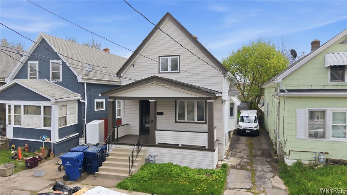 21 Freund Street Buffalo, NY 14211 - Photo 2 of 32