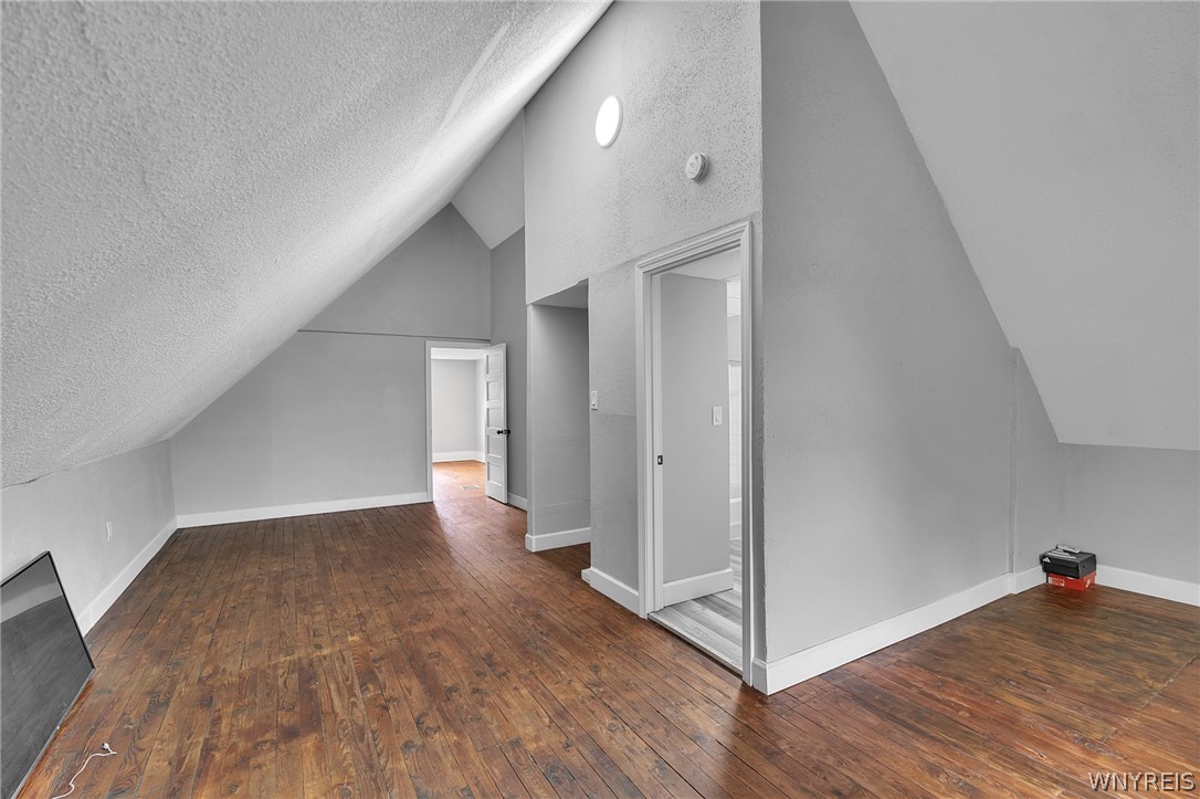 21 Freund Street Buffalo, NY 14211 - Photo 23 of 32