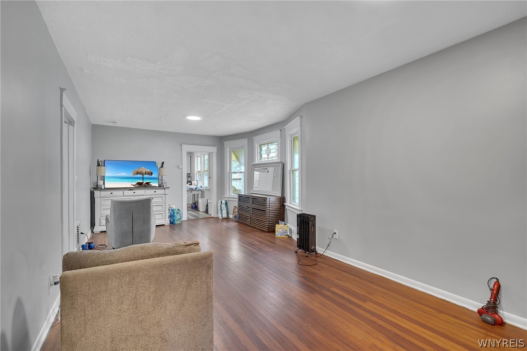 21 Freund Street Buffalo, NY 14211 - Photo 10 of 32