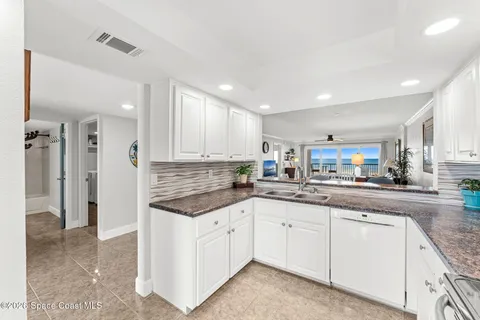 $550,000 | 295 Florida A1A, Unit 306, Satellite Beach, FL 32937