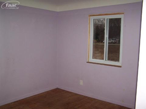 7151 Miller Road Swartz Creek, MI 48473 - Photo 13 of 18 20125716-12.JPG