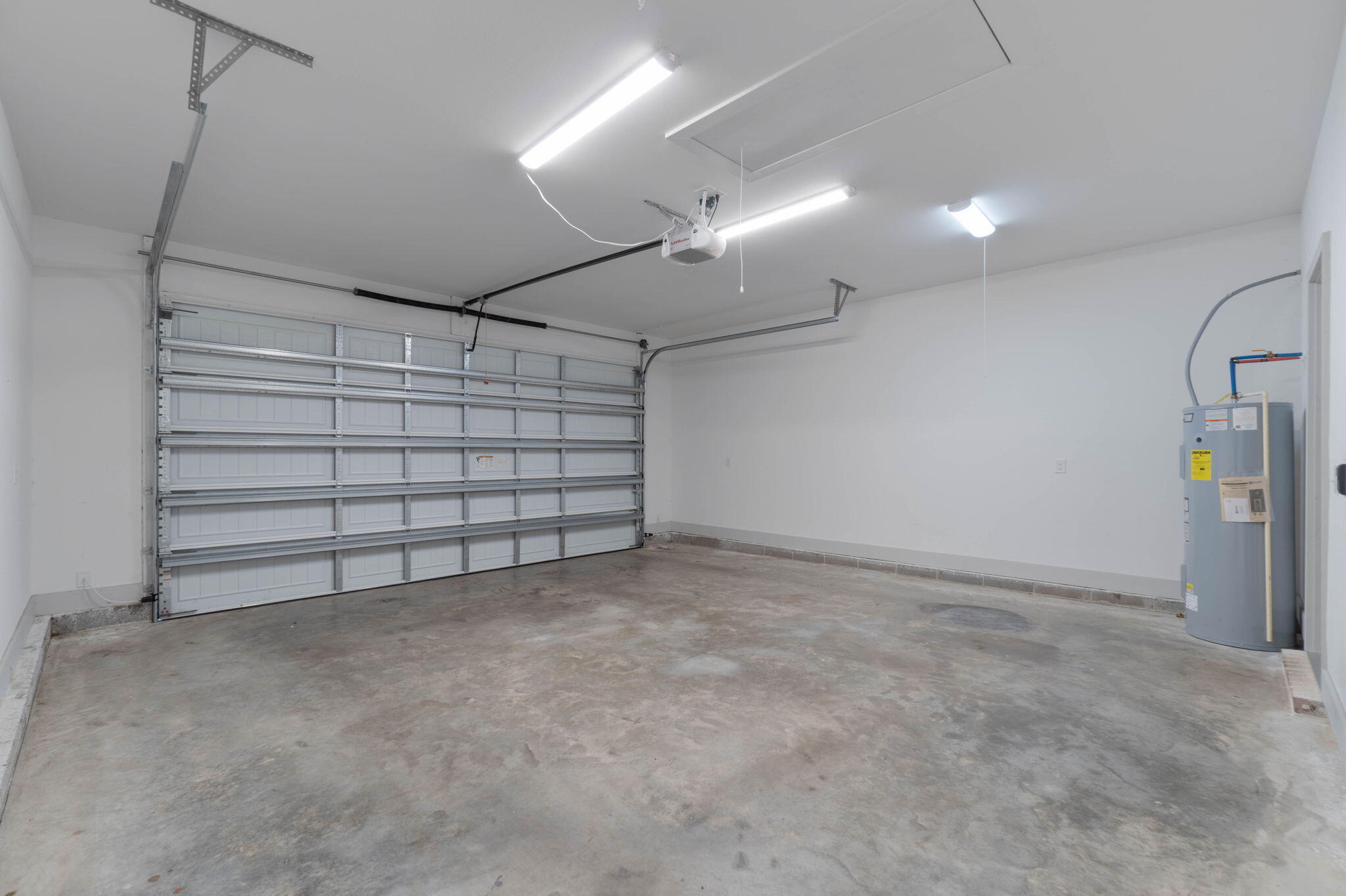 4464 Goldfinch Way Crestview, FL 32539 - Photo 28 of 31 a view of empty room