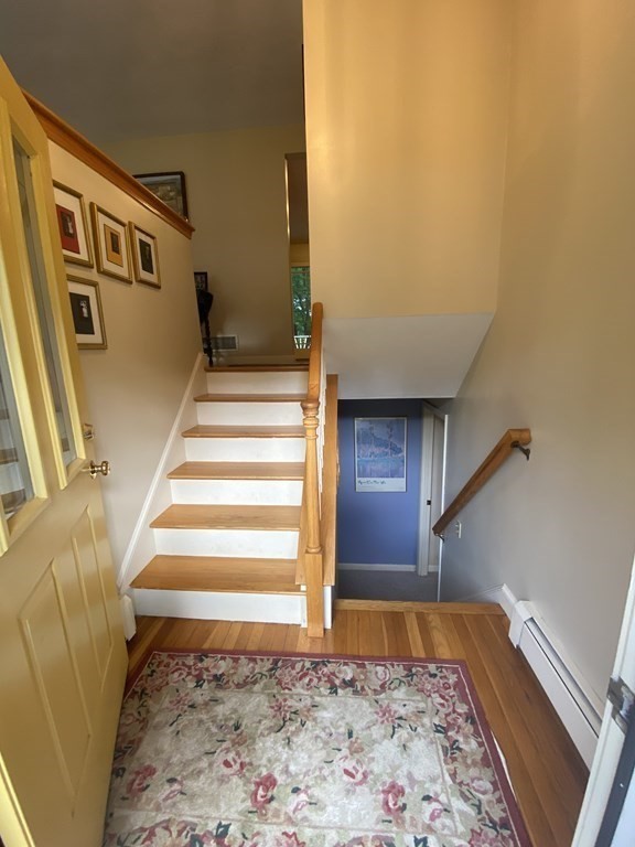 46 Southgate Road Franklin, MA 02038 - Photo 3 of 28 Gallery Image 3