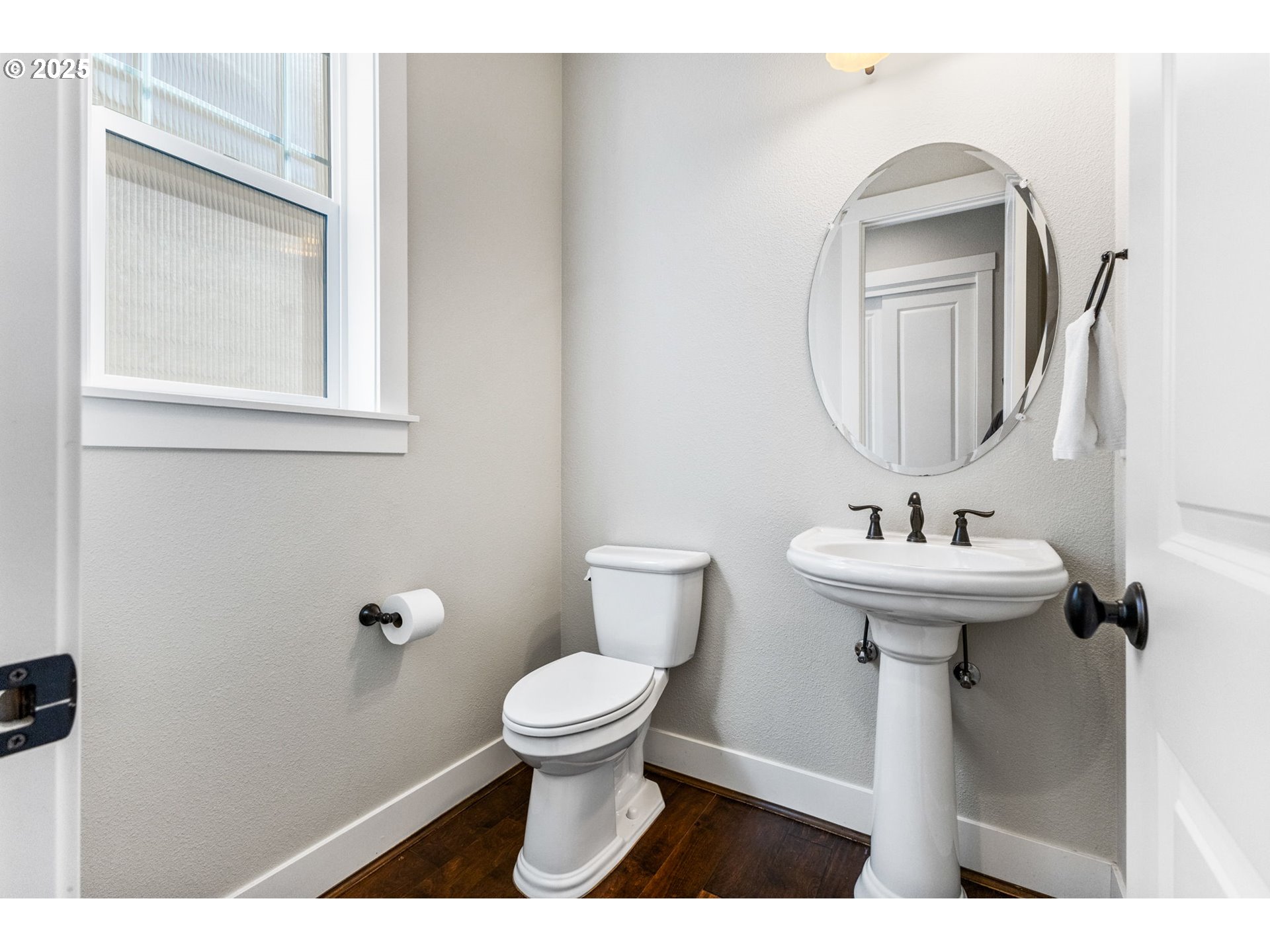 12329 Southwest Athens Lane Wilsonville, OR 97070 - Photo 34 of 38