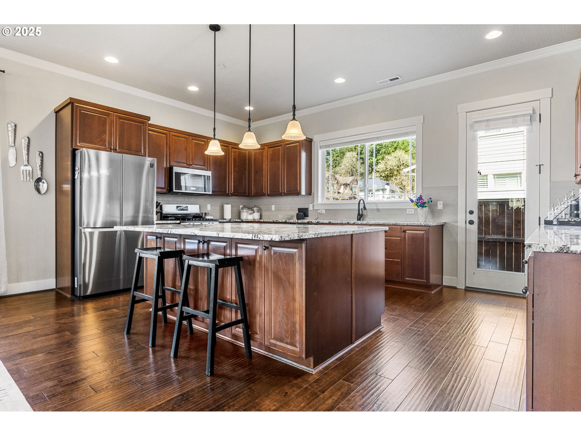 12329 Southwest Athens Lane Wilsonville, OR 97070 - Photo 10 of 38