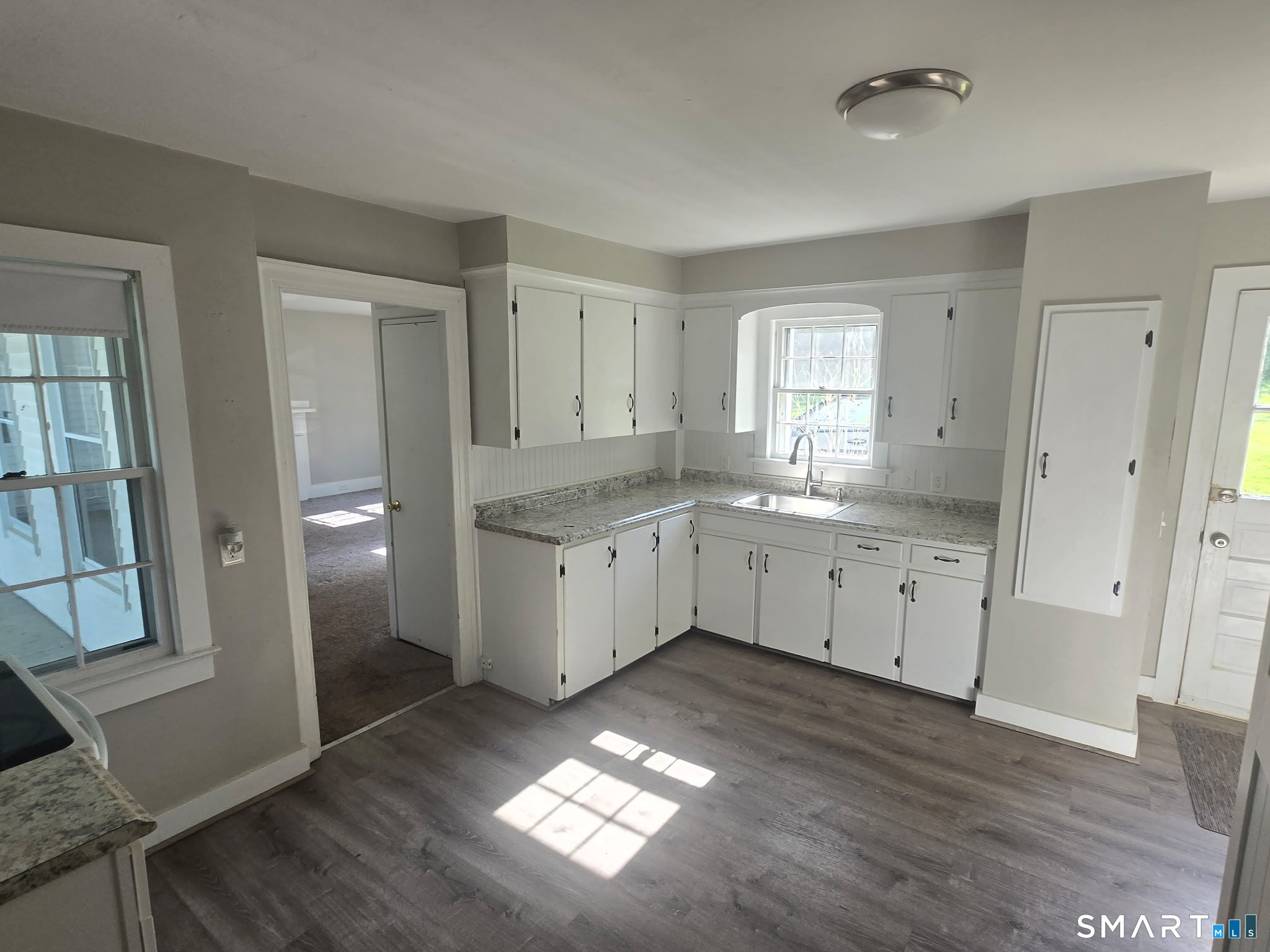 217 High Street Groton, CT 06355 - Photo 4 of 9