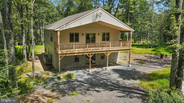 $559,900 | 39 Wolf Way, White Haven, PA 18661