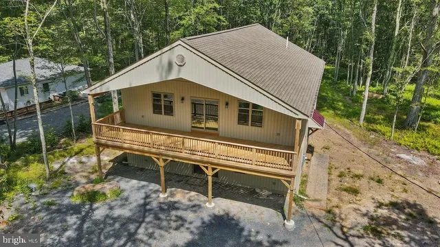 $529,900 | 39 Wolf Way, White Haven, PA 18661