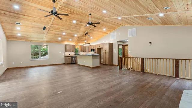 $529,900 | 39 Wolf Way, White Haven, PA 18661