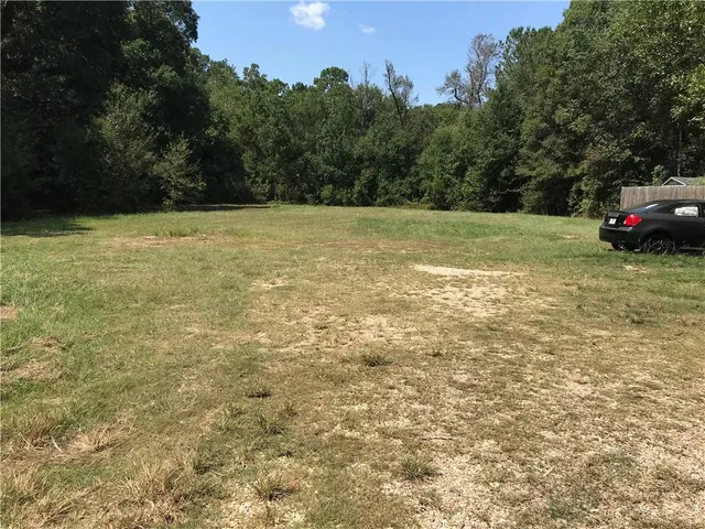 $250,000 | 76417 Highway 437, Covington, LA 70435