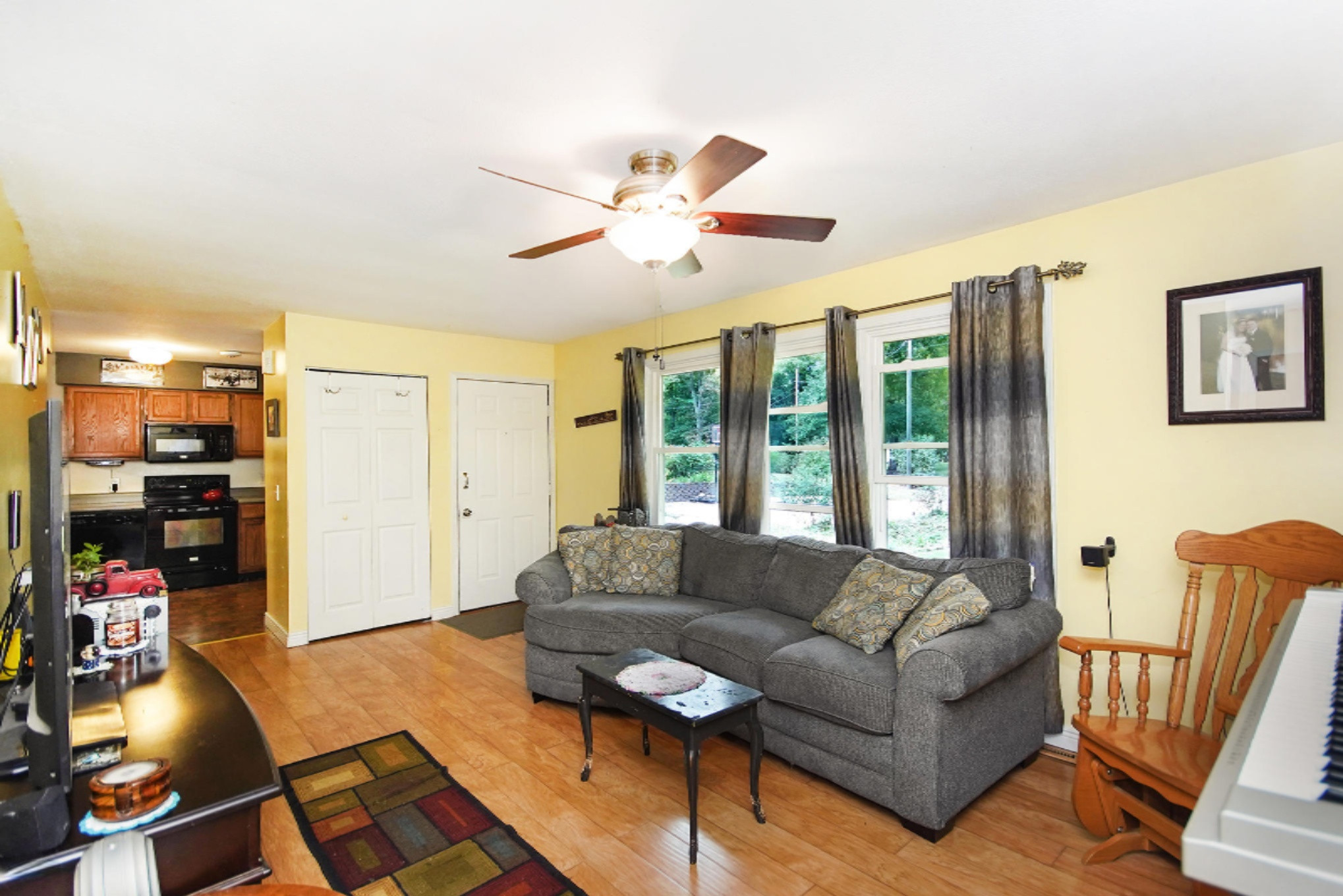 57389 Butcher Road Lawrence, MI 49064 - Photo 4 of 16 DSC03286-1