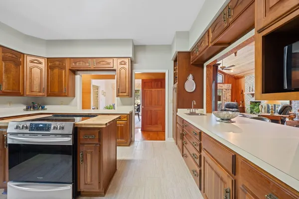 $1,465,000 | 1554 Pinopolis Road, Moncks Corner, SC 29461