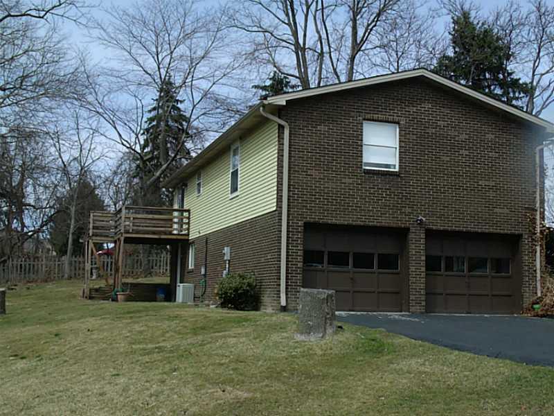560 Old Frankstown Road Monroeville, PA 15146 - Photo 19 of 25 Exterior Back.